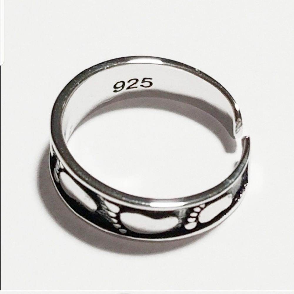 -Foot Print Sterling Silver Toe Ring - Picture 2 of 5